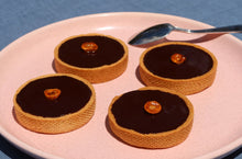 Load image into Gallery viewer, Chocolate Hazelnut tart
