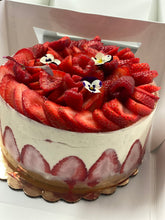 Load image into Gallery viewer, Fraisier (strawberry shortcake)
